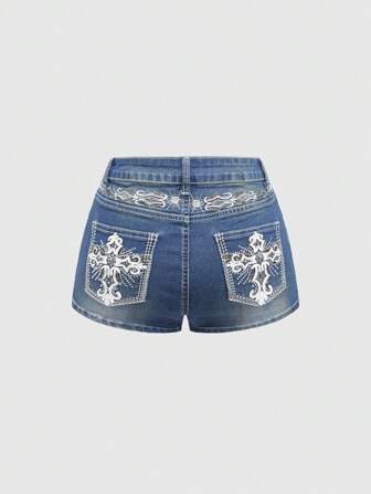 Grunge Punk Short en jean ajusté pour femmes avec poche brodée d'aile, style Trash Punk Y2K rétro millénaire sexy. Bouton, poche, fermeture éclair, taille basse, jambe évasée, bleu marine, porter décontracté au printemps/automne
