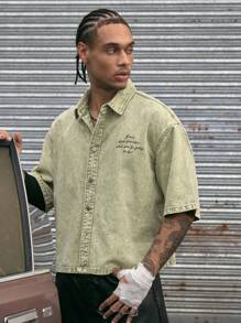 AXEPEAK Men's Turn-Down Collar Short Sleeve Loose Fit Cropped Hem Graphic Print Shirt, Streetwear Essentials - Green - View 3