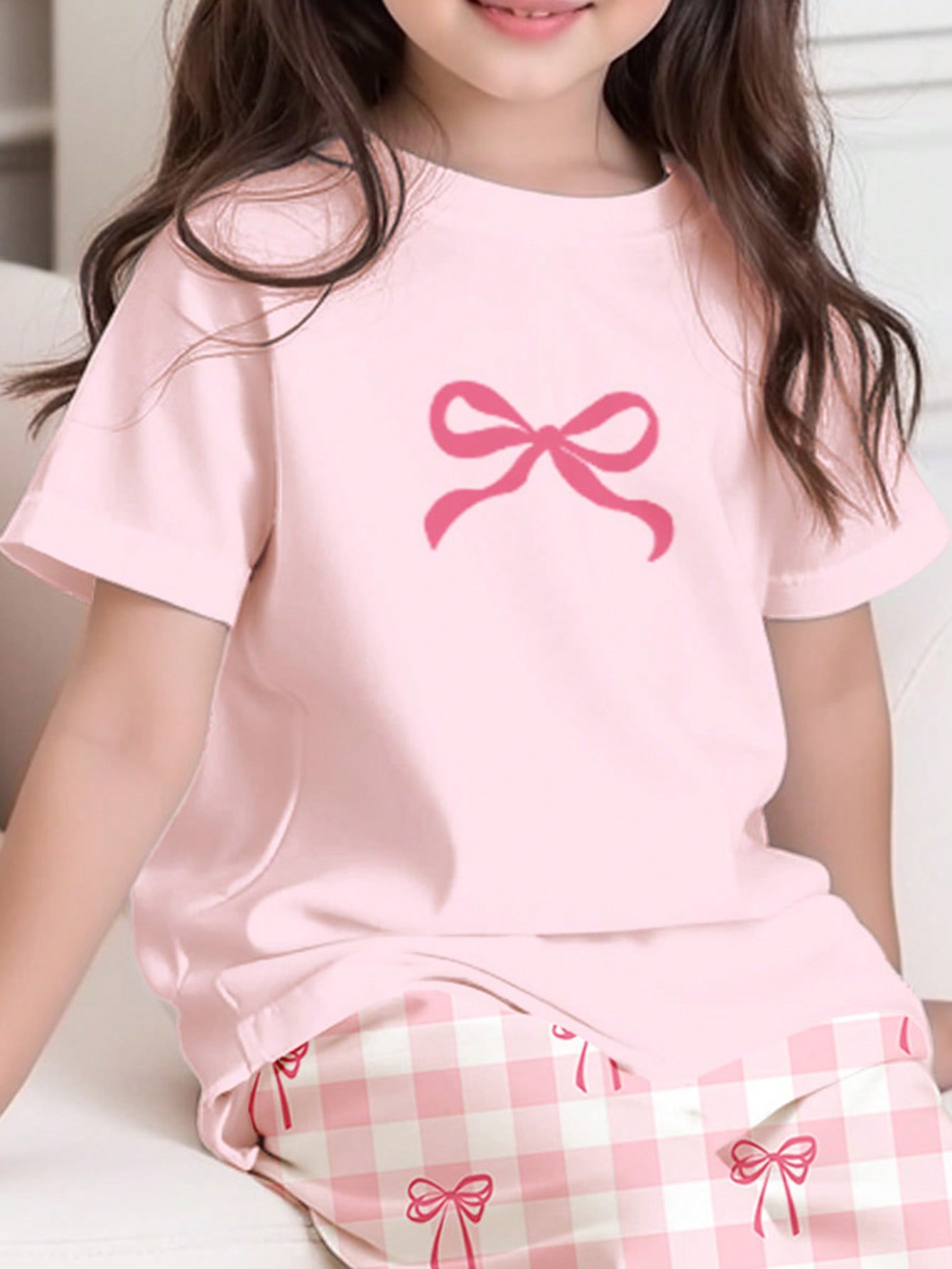 SHEIN طقم بيجامة للفتيات الصغيرات مكون من تي شيرت...