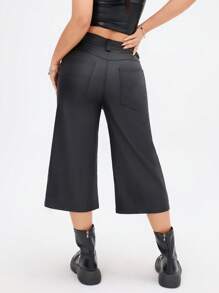 Women's Coated Solid Color Loose Capri Pants With Pockets, Casual - Black - View 2