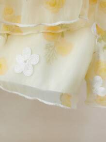 Souflis Souflis Baby Girls' Floral Embroidered Chiffon Butterfly Decor Sleeveless Top And Shorts 2 Pieces Set, Sweet And Energetic For Summer