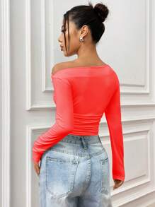 SHEIN Unity Fashionable Solid Color Asymmetric Collar Shirred Hem Fitted Cropped T-Shirt - Coral Pink - View 2