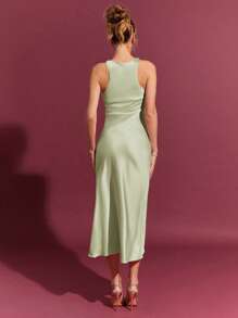 L'Amorae 优雅纯色缎面扭纹细节情人节中长连衣裙。女士春季穿搭 = - 綠色 - 查看 5