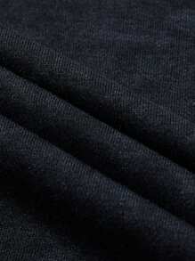 SHEIN 两件套青少年男童休闲柔软舒适学院风时尚实用百搭雪水印花短袖T恤和松紧腰短裤套装，适合春季、夏季日常穿着、户外玩耍、返校、街拍、派对和休闲场合。 - 深灰色 - 查看 5