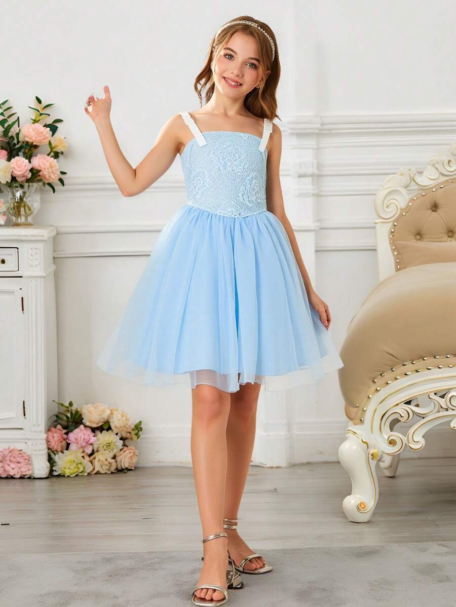 SHEIN 女童蝴蝶结蕾丝网纱薄纱裙,花卉蕾丝设计优雅大方,适合聚会、派对等各种场合,展现少女迷人优雅 - 藍色 - 查看 1