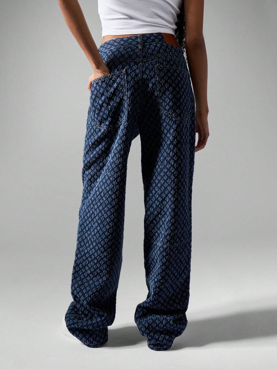 MISSGUIDED Jeans rectos de talle alto vintage con acabado irregular