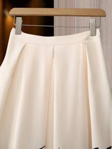 EMERY ROSE Women's 2025 New Digital Print Positioning Flower Skirt Fall Cloth For Women - Black and White - View 6