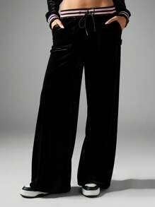 Missguided x Playboy 天鹅绒阔腿慢跑裤罗纹腰带抽绳家居服运动裤水钻兔子细节休闲家居运动裤