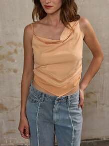 Nöista 垂坠领口修身上衣，完美搭配早午餐，搭配中长裙和凉鞋，打造清新造型。搭配舒适长裤和运动鞋，打造机场造型也十分理想。 - 珊瑚橙 - 查看 4