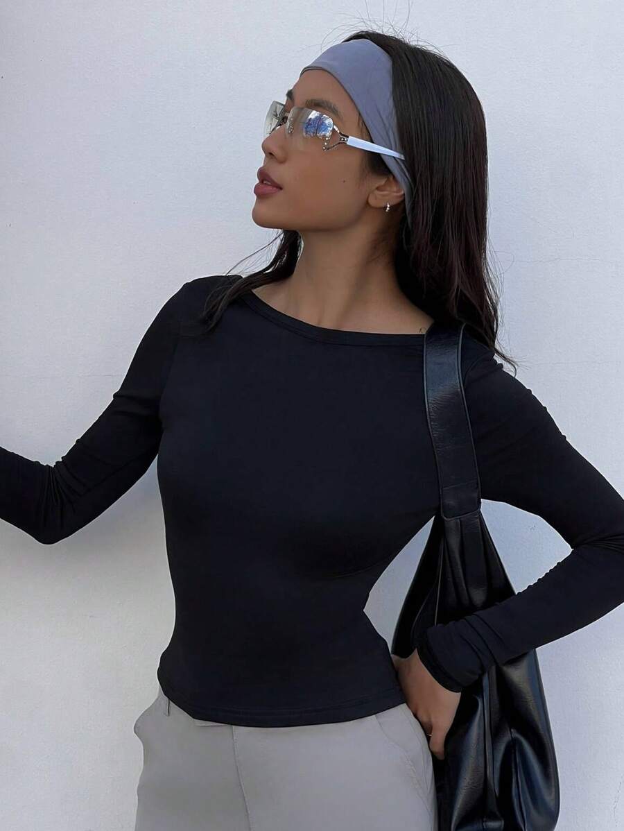 DAZY Sports Casual Plain Exposed Back Long Sleeve Fitted Tee For Women, Spring - Black - View 1