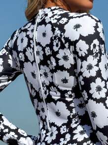 Swim SPRTY Women's Random Printed One-Piece Swimsuit, Long Sleeve, Zipper Design, Beach Vacation Swimwear, Surfing Outfit, Summer - Black and White - View 7