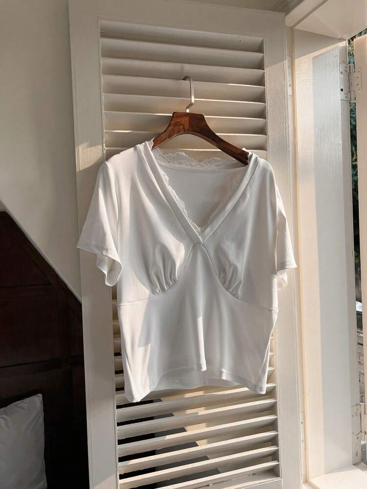 Dazy Plus White Contrast Lace Fitted Cropped Short Sleeve T-Shirt, Pure & Elegant, Spring/Summer
