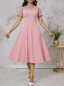 Women Lace Patchwork Round Neck Short Sleeve Dress - Pink - View 1