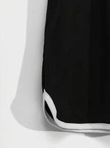 RueChic Ensemble deux-pièces composé d'un t-shirt regular à rayures avec lettrage pour homme et d'un short