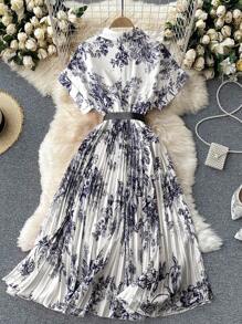 SHEIN Unity 大码蓝白花卉印花蝙蝠袖褶皱下摆中长连衣裙