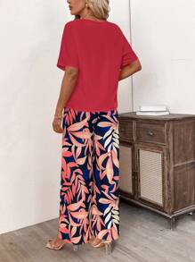 SHEIN Clasi Conjunto de 2 piezas con estampado amarillo: Camiseta de manga corta de cuello en V de unicolor y pantalones largos, de moda para el verano