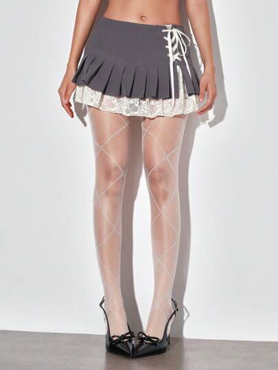 Academia 1pair Vintage Silver Thread Criss-Cross Diamond Mesh Opaque Tights