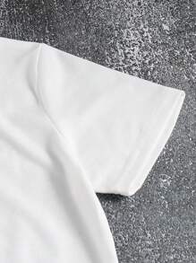 SHEIN 小男孩字母和卡通印花短袖T恤和纯色工装裤套装 - 白色 - 查看 4