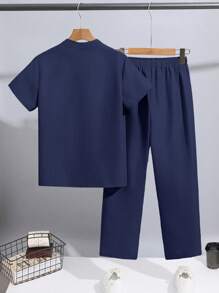 2 件青少年男孩休闲宽松百搭 V 领纯色短袖衬衫和松紧腰裤套装，通勤、上学、休闲、运动皆宜，适合春夏季 - 藏蓝色 - 查看 2