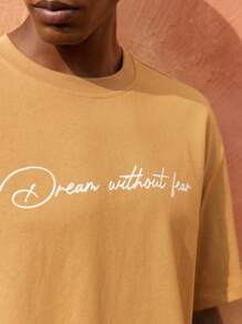 Maija 2025夏季新款音乐节派对毕业典礼海滩度假早午餐邮轮穿搭波西米亚复古街头风宽松简约休闲印花T恤，芥末黄男士款 - 棕色 - 查看 5