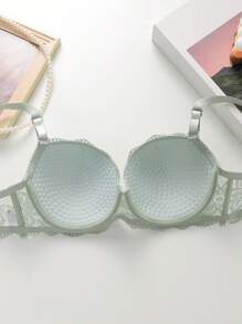 Ensemble de lingerie en dentelle (avec armature, culotte triangulaire)