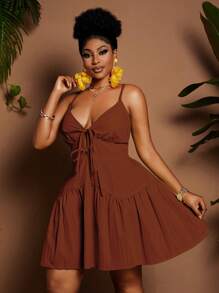 Maweii Vestido mini asimétrico de línea A con volantes, de talla grande, para mujer, con tirantes finos, cuello en V y cintura anudada, elegante para vacaciones, en unicolor, para primavera y verano - Café integral - Ver 3