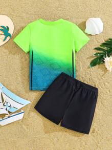 SHEIN 2件套男童渐变色泳衣和泳裤套装