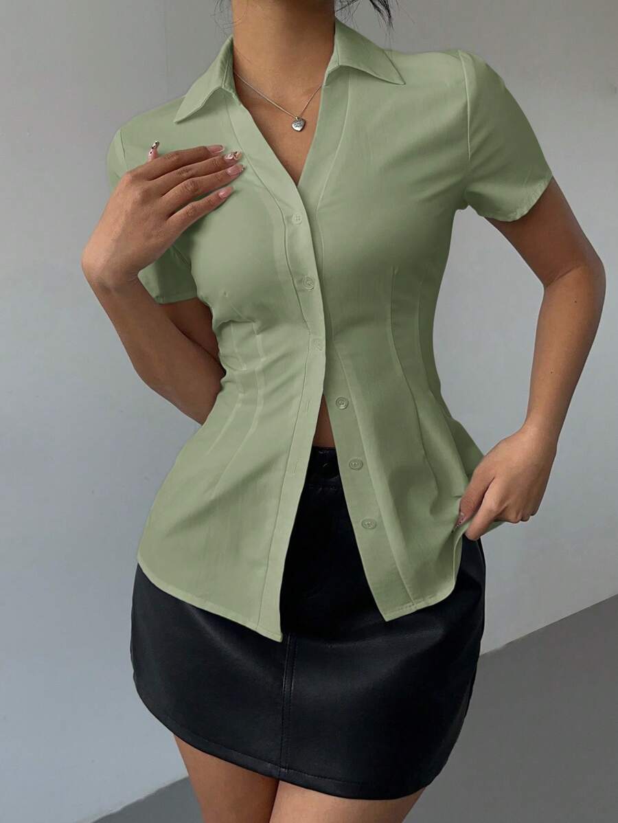 Siren Gaze Áo sơ mi nữ màu trơn thanh lịch, xếp ly cài nút, áo sơ mi trắng, trang phục công sở thường ngày cho nữ, áo sơ mi công sở Siren, áo sơ mi ngày lễ tình nhân, áo sơ mi cổ trắng - màu xanh lá - Xem 1