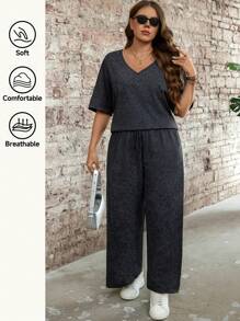 SHEIN LUNE Plus Size Women V-Neck Short Sleeve T-Shirt And Pants 2 Pieces Casual Loose Suit Summer Outfits For Women Two Pieces Set Women Summer New Design Summer Outfits For Women - Dark Grey - View 2