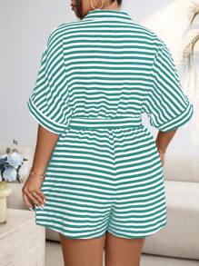 Flirla 夏季大码条纹印花腰带前扣连体衣