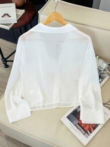 Calvaya 大码女式雪纺口袋纽扣短袖衬衫 - 白色 - 查看 2