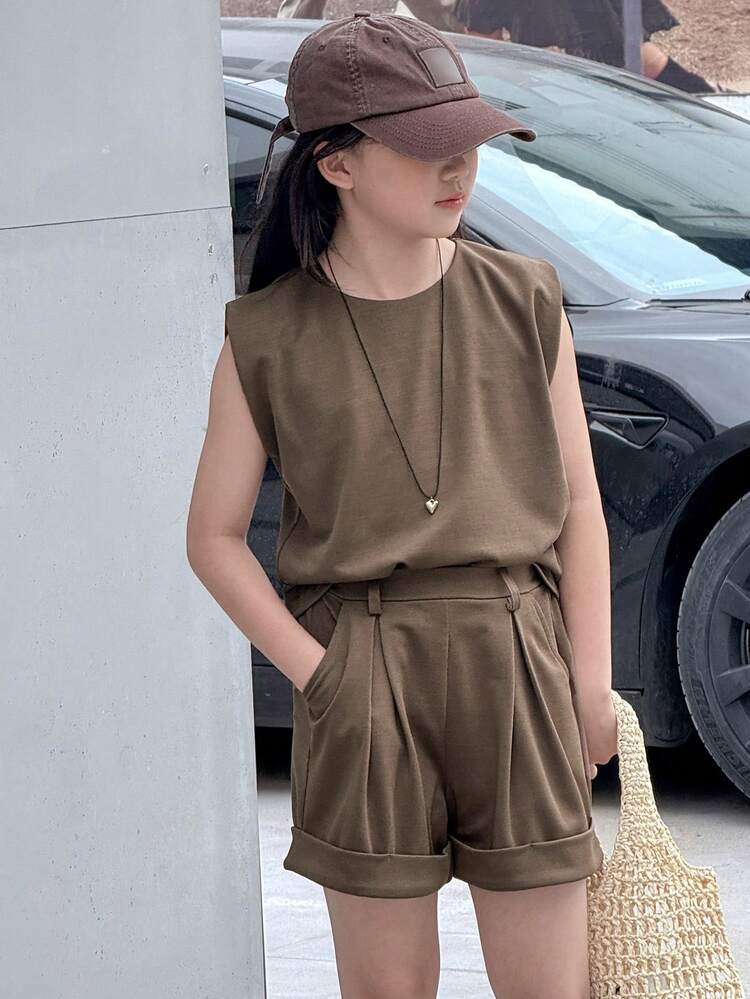 Tween Girls Summer Fashion Solid Color Round Neck T-Shirt And Shorts Set