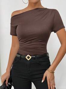 Calvaya Dames zomer slim fit effen kleur asymmetrische kraag geplooid T-shirt met korte mouwen