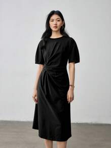 Dazy-Less 夏季女士商务休闲扭结褶皱简约宽松A字中长连衣裙，教师装长款连衣裙 - 黑色 - 查看 2