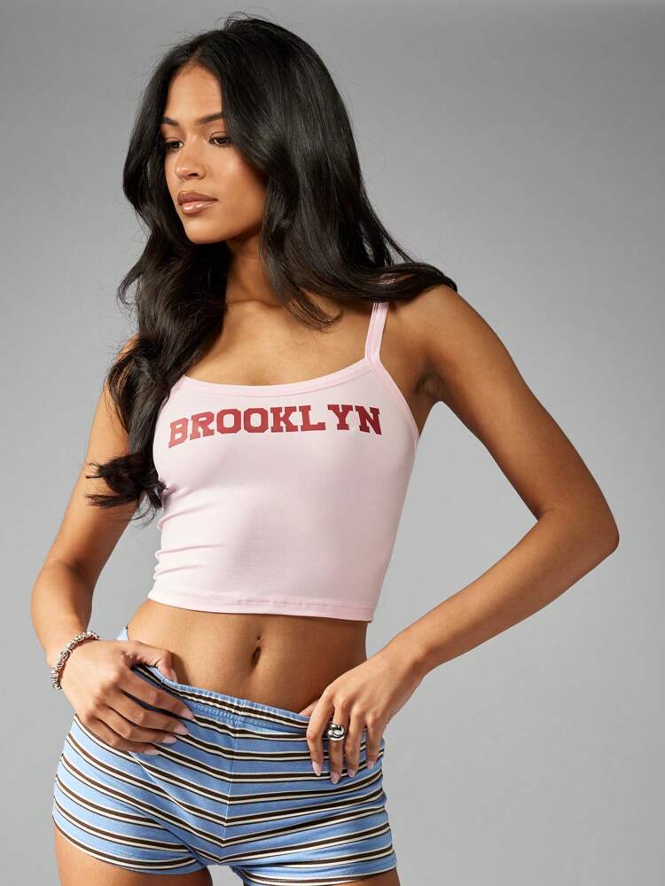 MISSGUIDED Brooklyn Cami Crop Top Summer Tank Fitted Spaghetti Strap Sporty Varsity Style Athletic Sleeveless Y2K Workout Gym Urban Streetwear Basic Casual Cropped