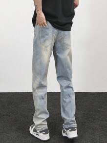 Manfinity Hypemode Celana Jeans Denim Pria Warna Terang dengan Desain Sobek yang Modis: Resleting Panjang dan Desain Sobek yang Bergaya - Light Wash - View 2