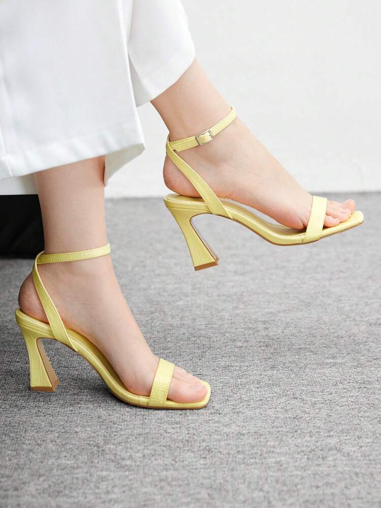 CUCCOO BIZCHIC Women's Casual Stone Textured PU Strap Comfortable Chunky Yellow Heeled Square-Toe Sandals For Christmas Spring Shoes