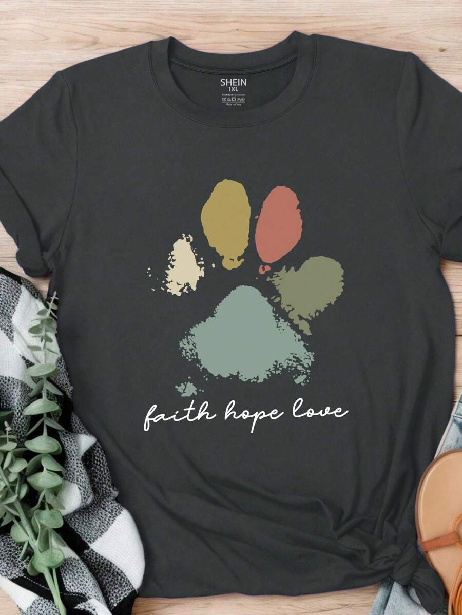 Calvaya Camiseta de manga corta casual de verano talla grande con estampado "Fe Esperanza Amor" y estampado de garra de perro para mujeres - Gris Oscuro - Ver 1
