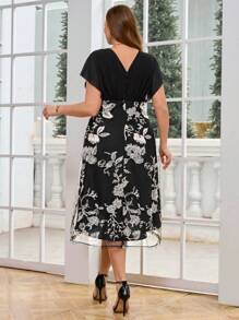 SHEIN Clasi Plus Size Women Elegant Sequin Embroidery Lantern Sleeve Round Neck Chiffon Dresses,Black And White Summer Wedding Guest Dress,Prom Party Outfits - Multicolor - View 5