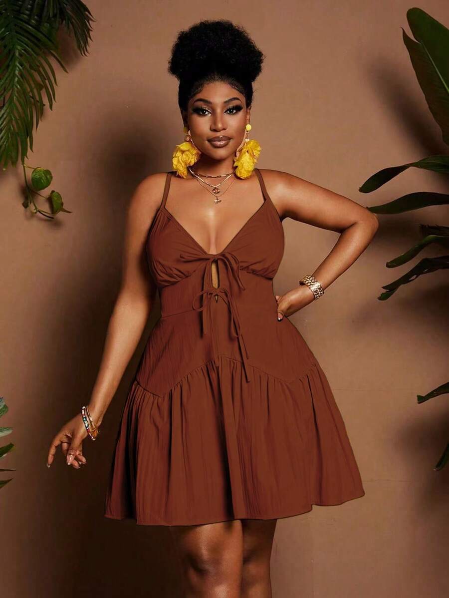 Maweii Vestido mini asimétrico de línea A con volantes, de talla grande, para mujer, con tirantes finos, cuello en V y cintura anudada, elegante para vacaciones, en unicolor, para primavera y verano - Café integral - Ver 1