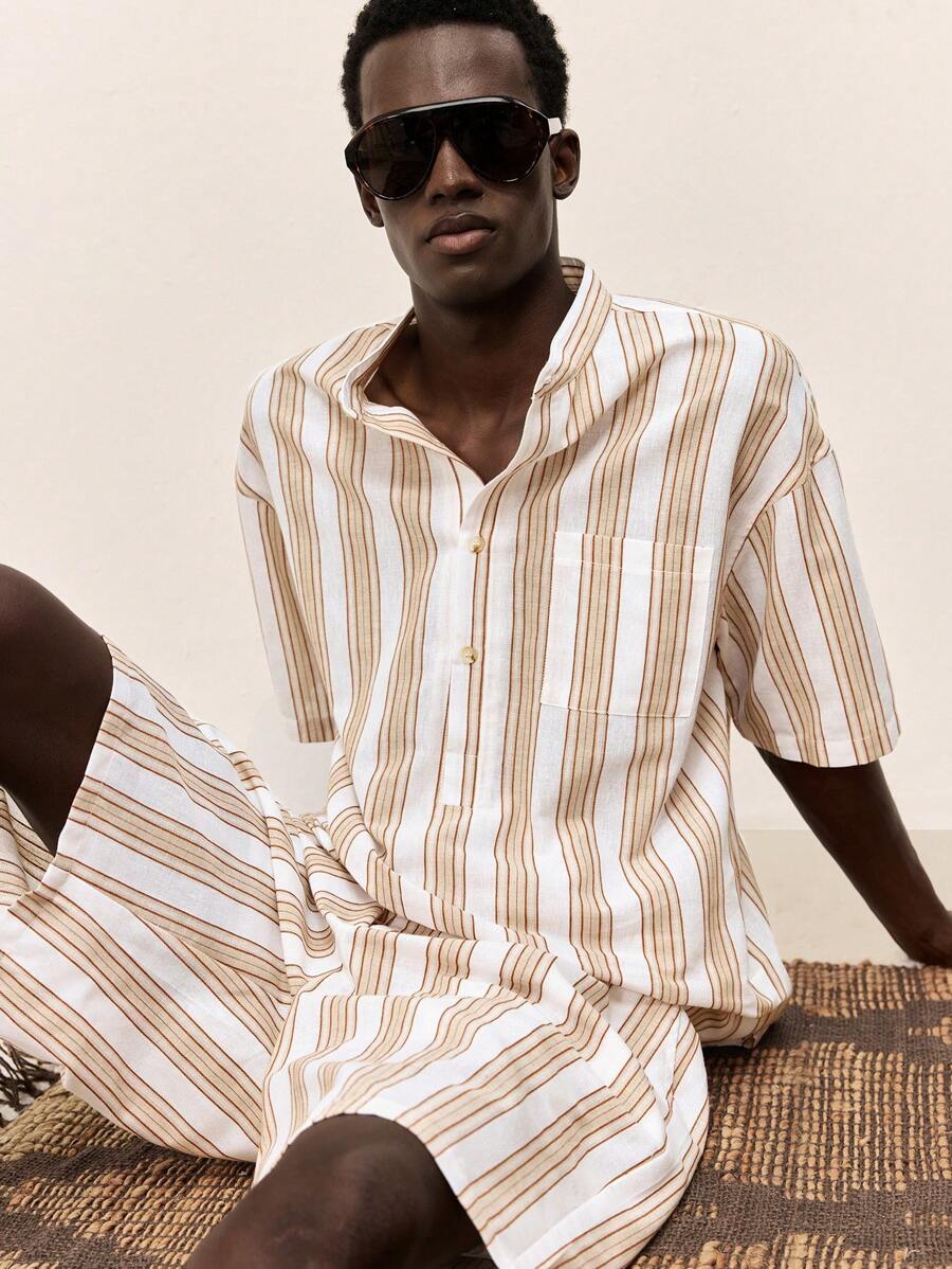 Ontre Camicia a maniche corte casual estiva da uomo per vacanze, spiaggia, uso quotidiano, festival musicali, eventi, con tasche, bottoni davanti e righe, adatta per lauree e feste - Multicolore - Visualizzare 1