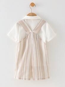 SHEIN 2 件套年轻男孩夏季可爱百搭条纹工装裤搭配白色纽扣衬衫套装适合生日派对、正式场合、表演、婚礼、学校、度假、春夏季 - 彩色 - 查看 2