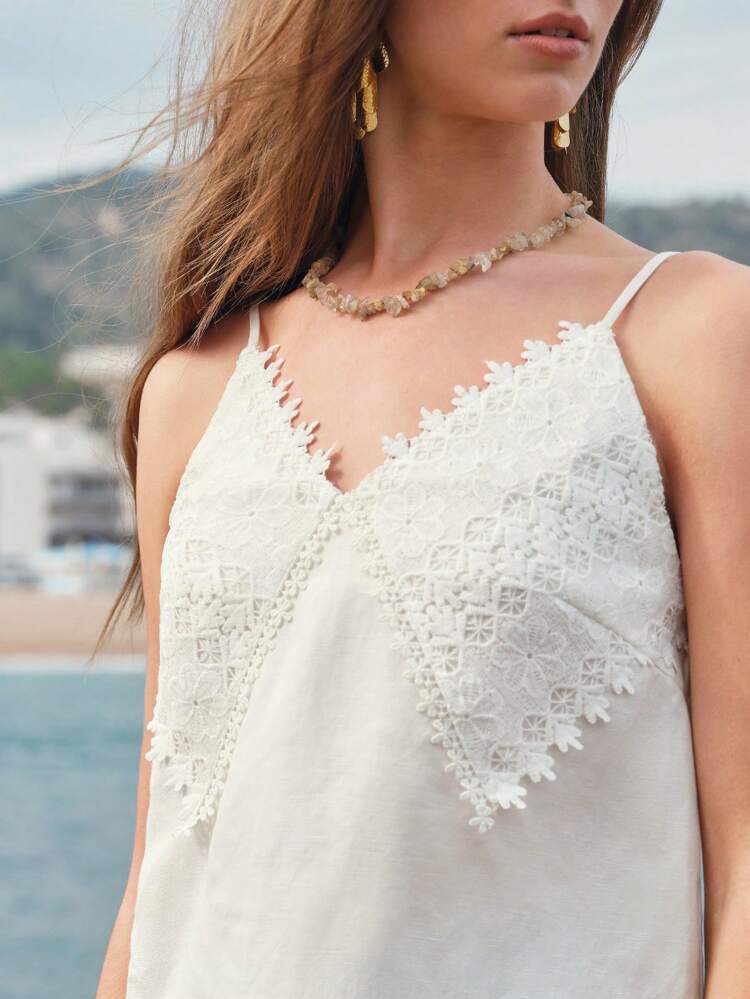 LINEN CONTRAST LACE CAMI TOP