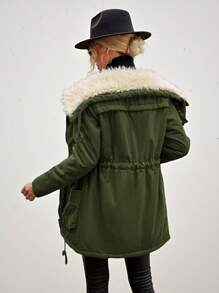 Aveloria Modichic 冬季休闲抽绳腰部撞色毛领夹棉大衣 - 軍綠色 - 查看 2