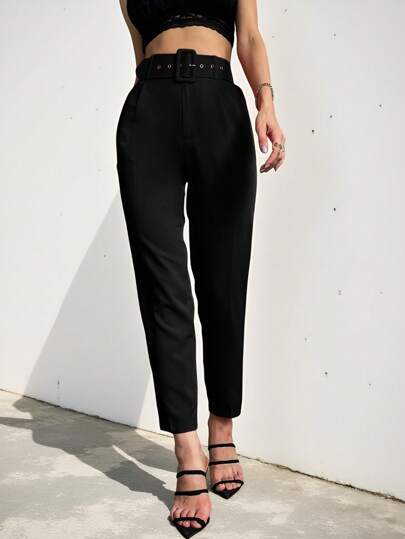 بنطلون ضيق مربوط بحزام