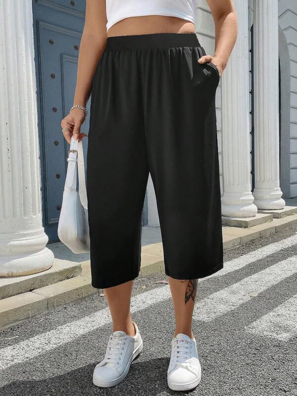 SHEIN LUNE Plus Size Women's Solid Color Elastic Waist Pocket Capri Casual Pants