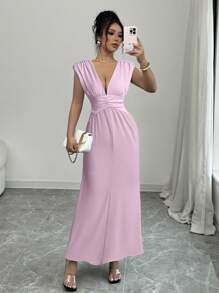 Elenzga Vestido de cóctel elegante y de alta gama para mujer con nuevo diseño de moda, sexy contraste de color negro y blanco, escote en V profundo, sin mangas, cintura fruncida y silueta esbelta en línea A