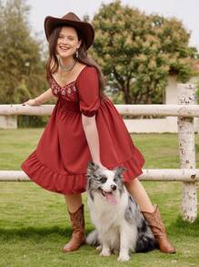 LanaWest Große Größen Boho-Stil besticktes Rüschenkragen & Ärmel Mini-Kleid für Frauen