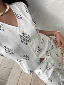 SHEIN Frenchy Conjunto informal de 2 piezas de estampado integral compuesto por top sin mangas y pantalones para vacaciones y estilo bohemio, atuendo de verano y para la playa para mujer