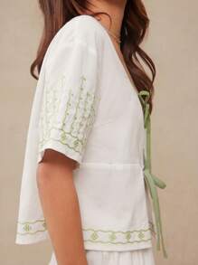 WESTFADE Summer Floral Mixed Embroidered Round Neck Cute Bow Tie Front Contrast Trim Short Sleeve Relaxed Country Western Cowgirl Top - Multicolor - View 5